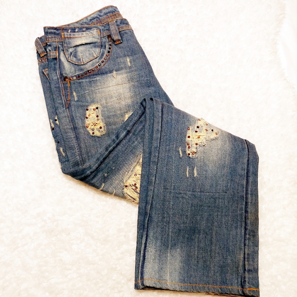 Christina V Embellished Distressed Jeans SZ 4